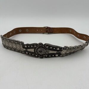 VTG Western Style Silver Tone Metal & Leather‎ Belt Ornate Engraved Buckle Sz 34